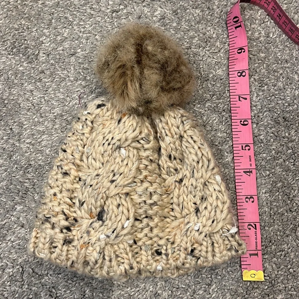 Patrick Francis Ireland | EUC Wool Cable Knit Beanie for Baby Girls